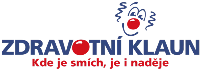 Logo Zdravotní klaun s červeným nosem a sloganem Kde je smích, je i naděje.